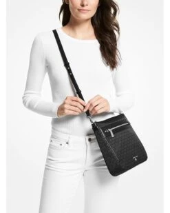 MICHAEL Michael Kors Jet Set Charm Large North/South Crossbody | Handbags 9 MICHAEL Michael Kors Jet Set Charm Large North/South Crossbody | Handbags -Daily Shoe Love 718KKtv6hbL. AC SR736920